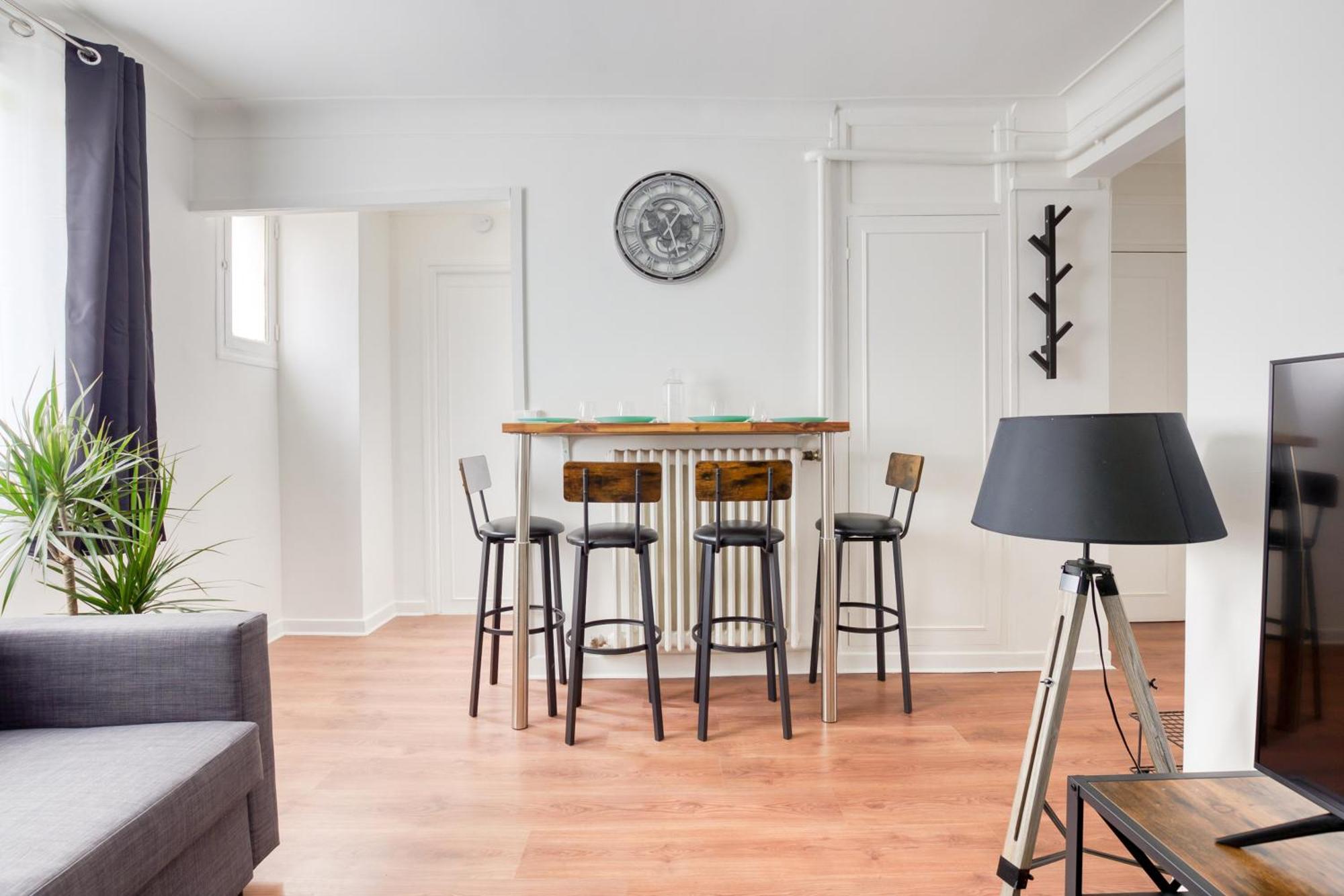 Cosy 4 Personnes - Parking Gratuit - Centre Paris 15 Min Metro 4 Apartment Bagneux (Hauts-de-Seine)
